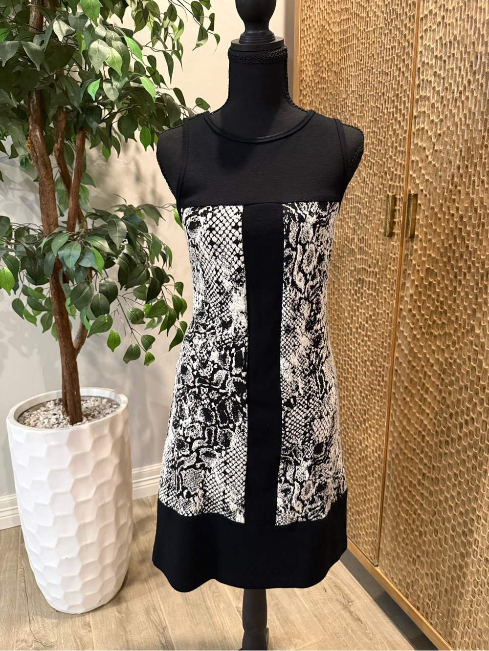 Karen Kane Black and White Snake Print Tank Dress XSmall